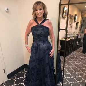 Gorgeous Fouy Chov couture gown